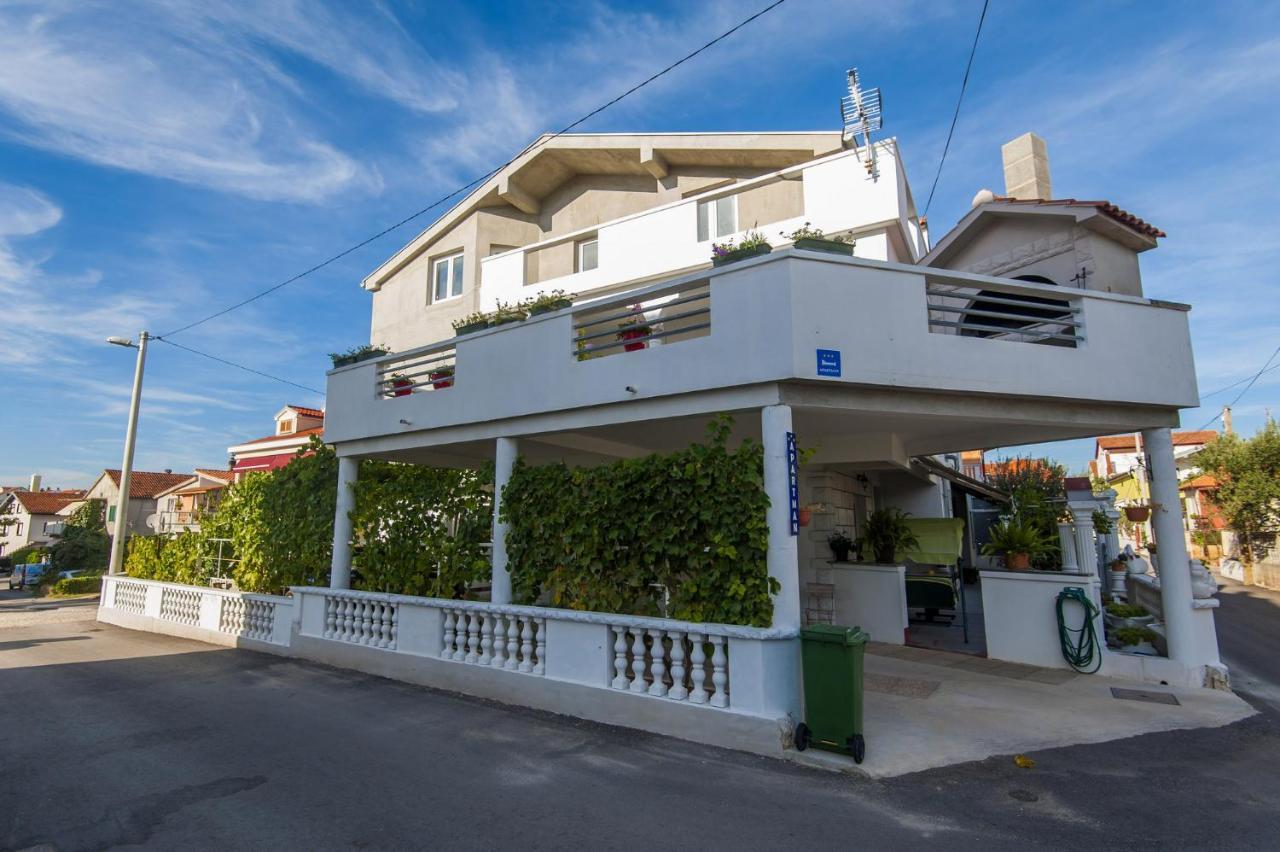 Apartments Helena Zadar Exterior photo